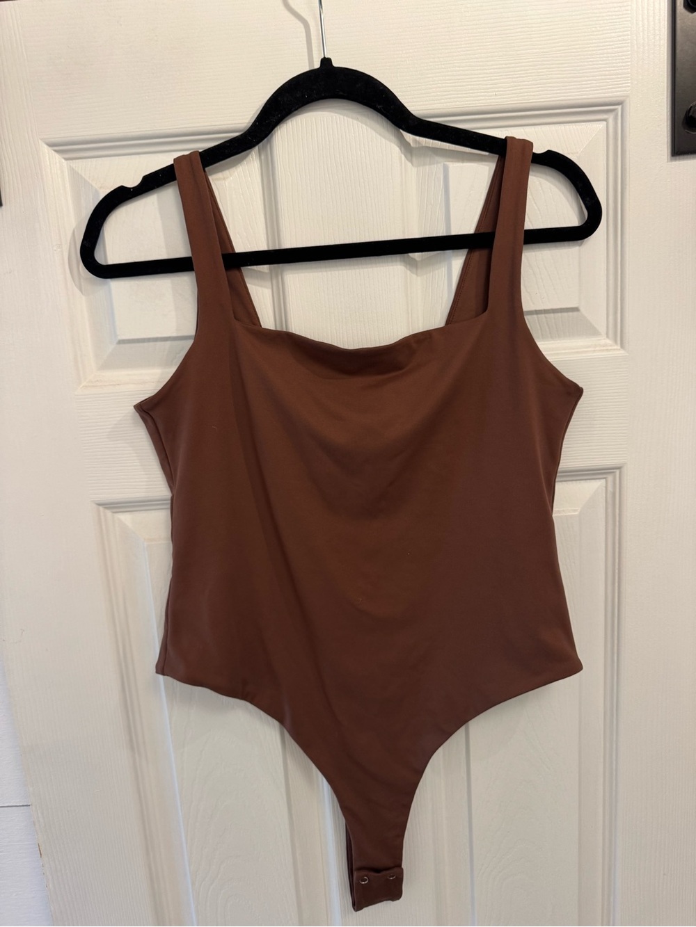 Rioria Brown Square Nexk Tank Bodysuit
